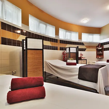 Parkhotel Golf 4* Mariańskie Łaźnie