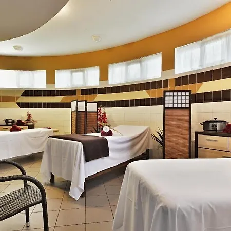 Hotel Parkhotel Golf 4*