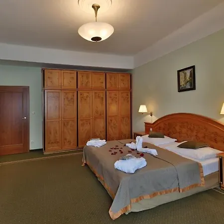 Parkhotel Golf Hotel Mariańskie Łaźnie