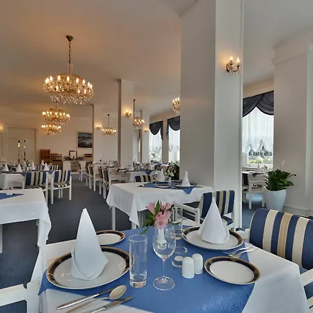 Parkhotel Golf Hotel 4*