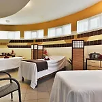 Ξενοδοχείο Parkhotel Golf 4*