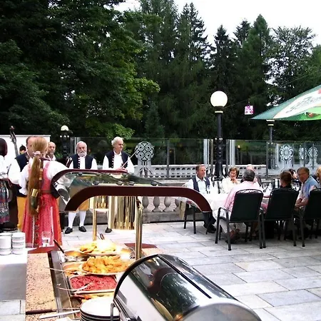 Parkhotel Golf Szálloda 4*