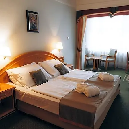 호텔 Parkhotel Golf