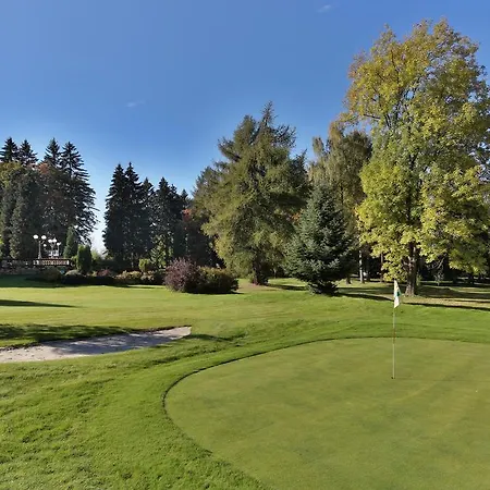 Otel Parkhotel Golf Mariánské Lázně