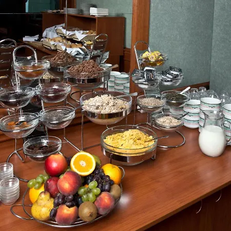 Parkhotel Golf فندق