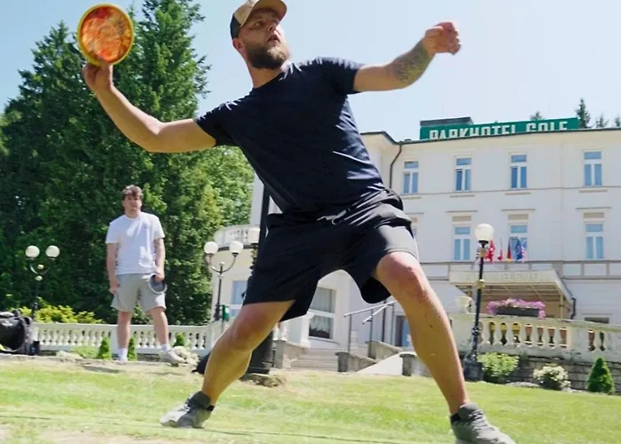 فندق Parkhotel Golf